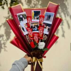 KitKat and Photos Gift Bouquet