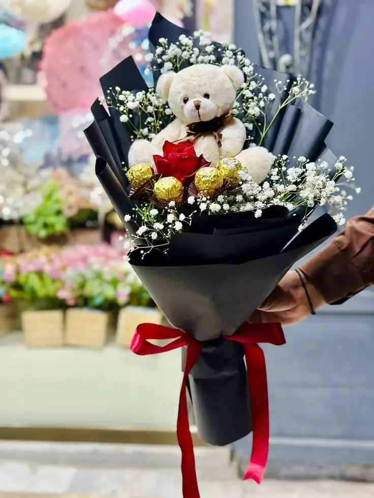 Teddy Love Surprise Bouquet