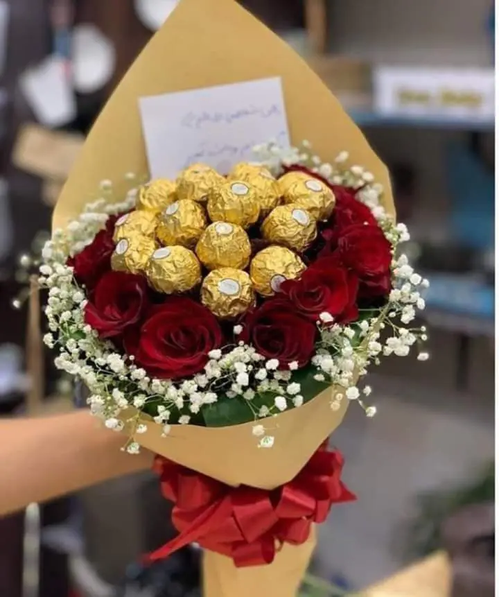Golden Love Rose Bouquet