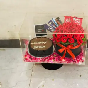 Red Rose Welcome Box