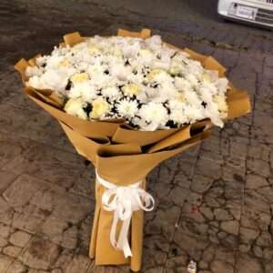White & Cream Mixed Flowers Bouquet