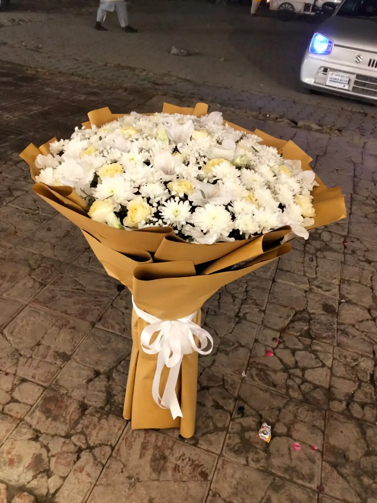 White & Cream Mixed Flowers Bouquet