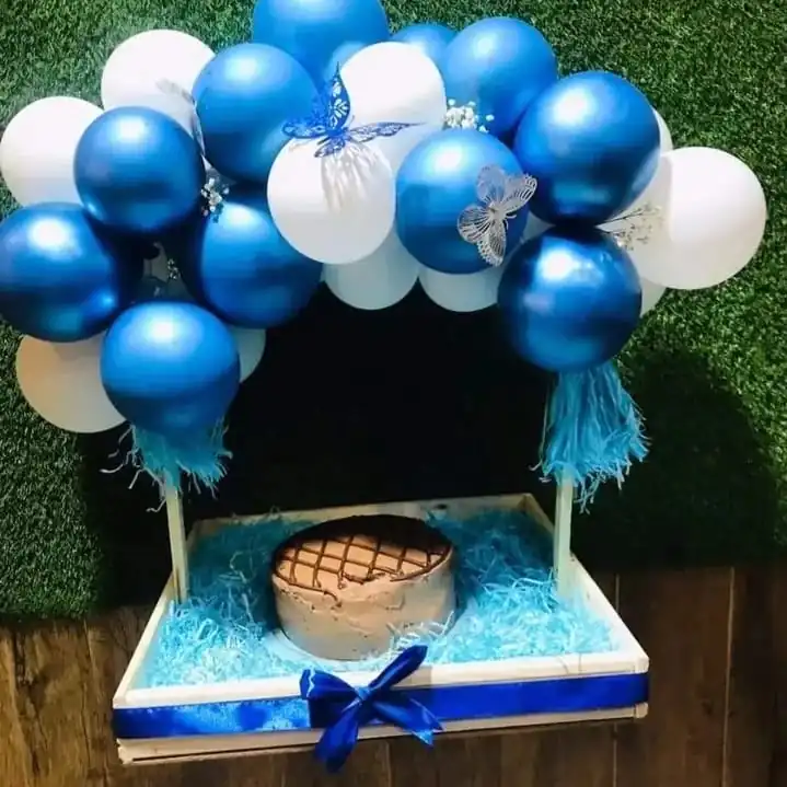 The Confession & Cake Set