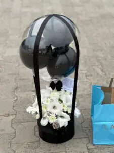 Black Pearl Floral Balloon Stand