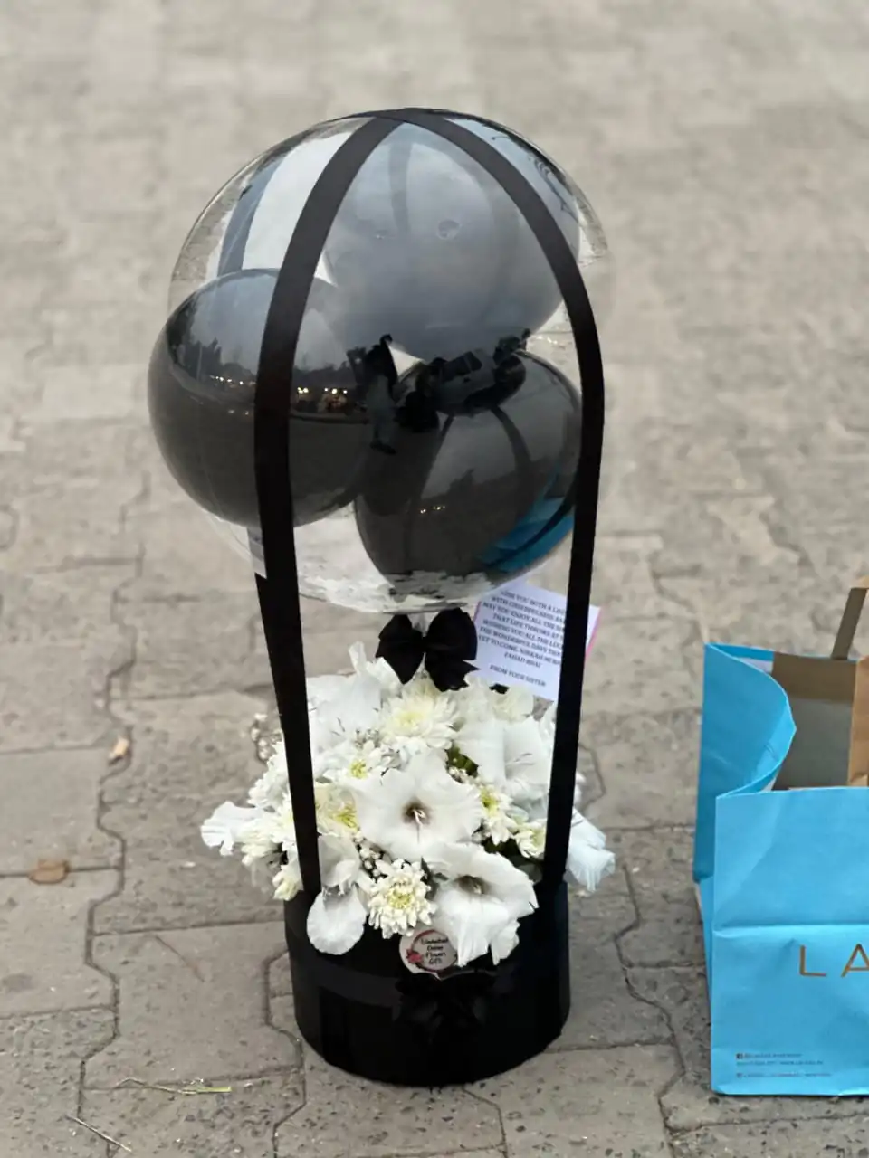 Black Pearl Floral Balloon Stand