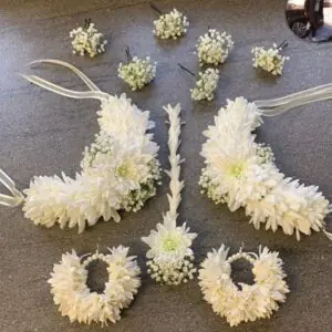 White Floral Jewelry Set