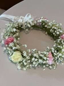 Baby’s Breath & Rose Hair Gajra Crown