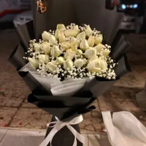 Elegant White Roses Luxury Bouquet