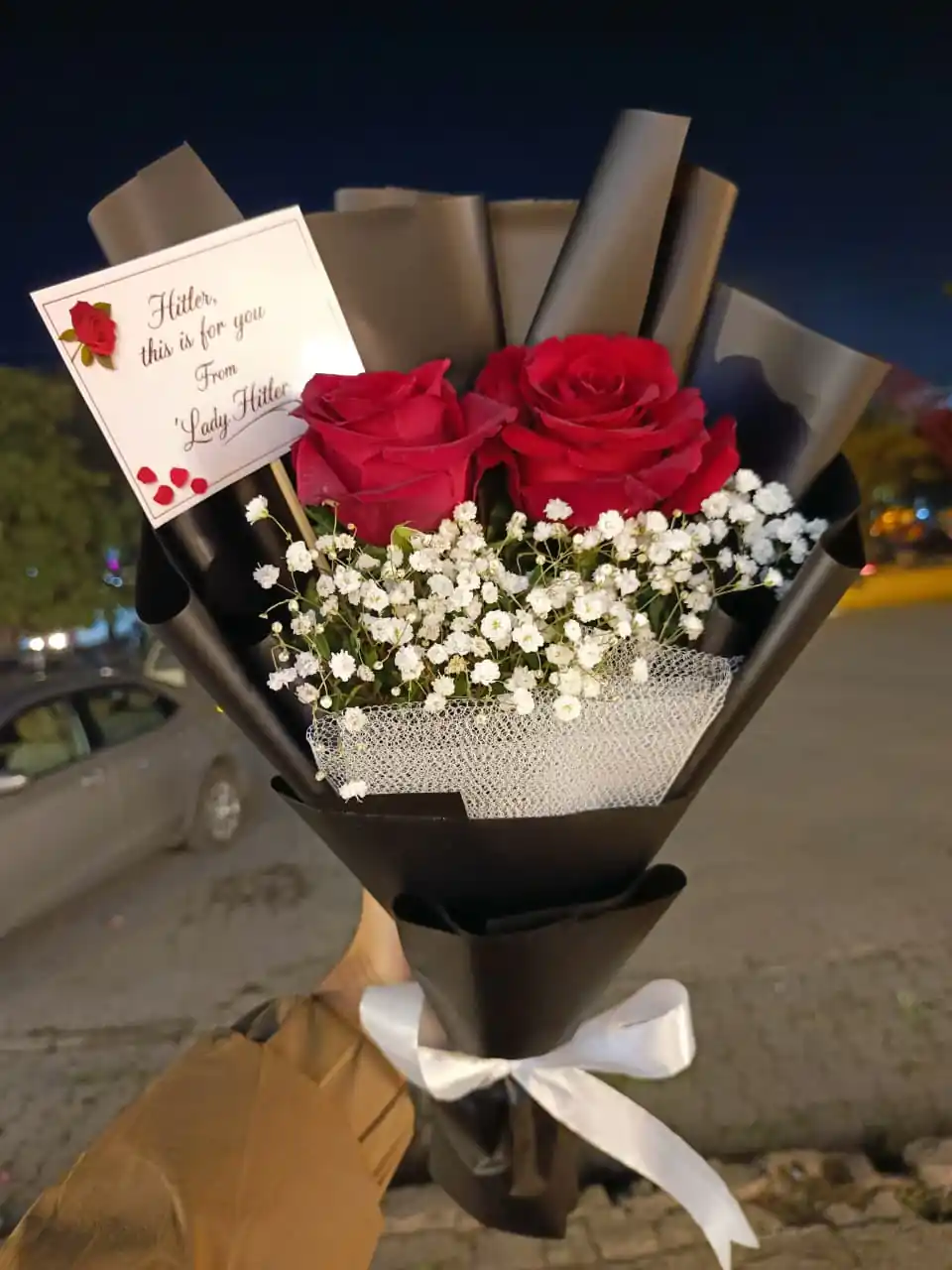 Classic Love – 2 Red Roses Bouquet