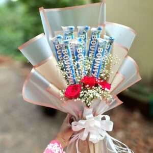 Bounty Chocolate Rose Bouquet