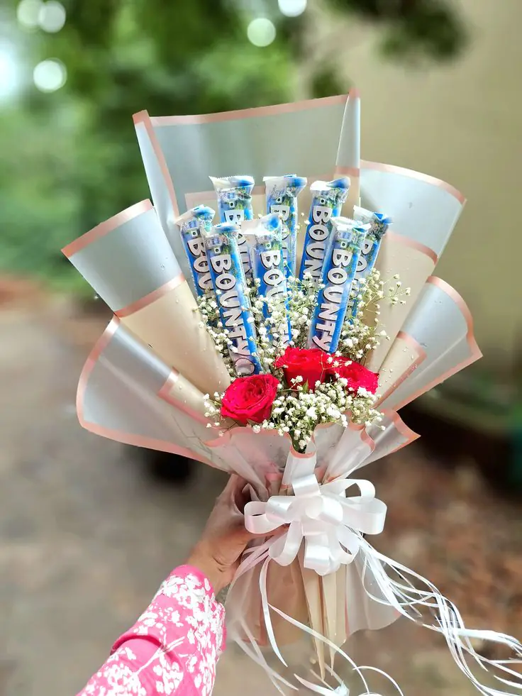 Bounty Chocolate Rose Bouquet