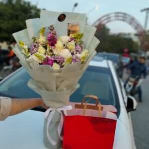 Mixed Flower Bouquet with Layers Cake