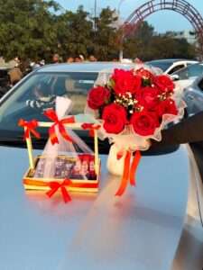 The Classic Red Rose & Chocolate Duo